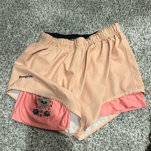 Progress training shorts 2 in 1!